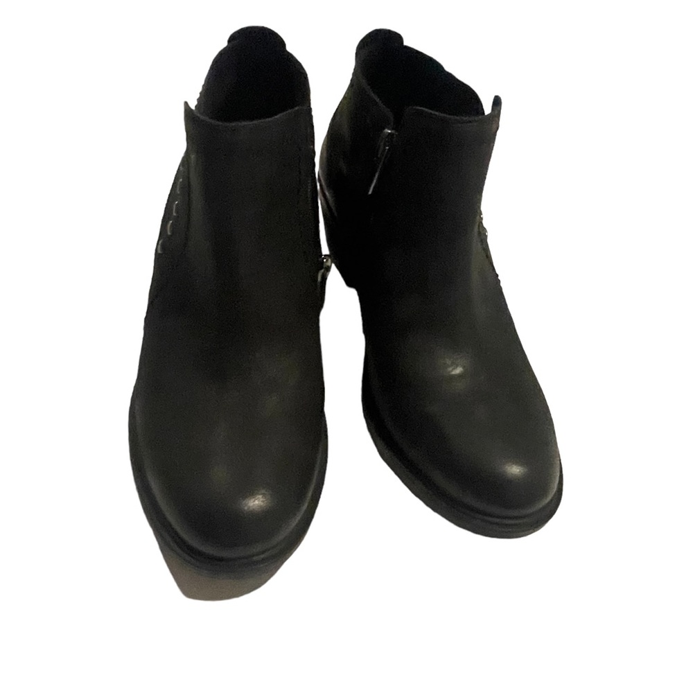 Clarks Black Leather Ankle Booties - Picture 3 of 9